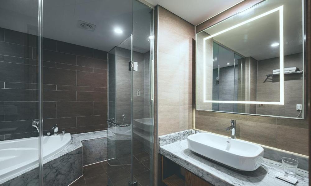 Wonju City Hotel Hyeoksin Eksteriør billede