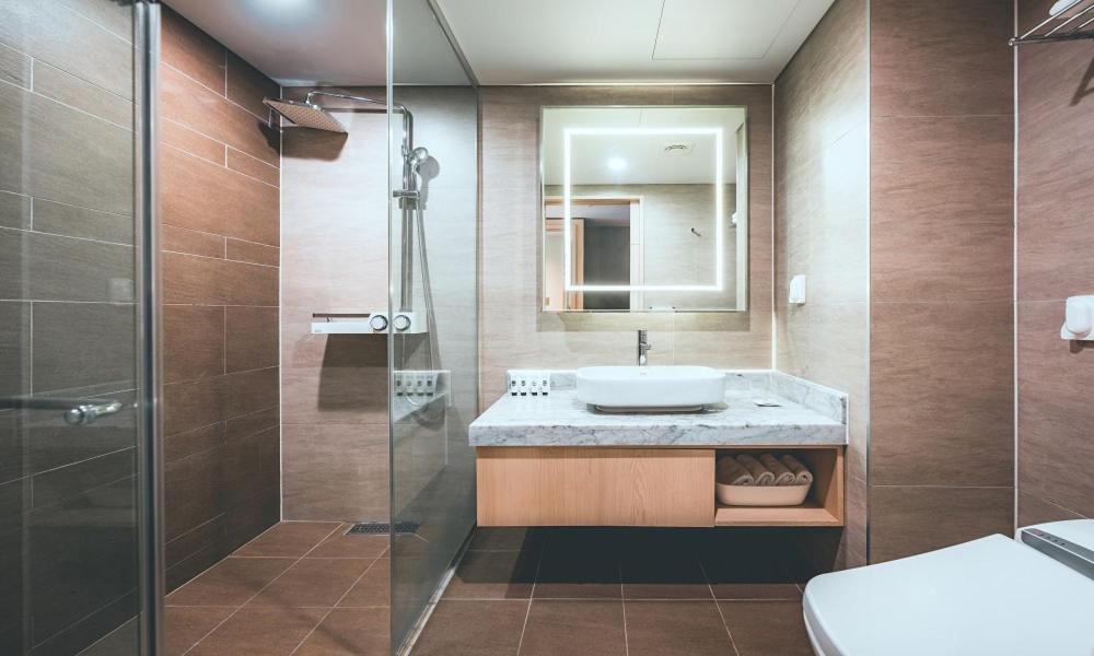 Wonju City Hotel Hyeoksin Eksteriør billede