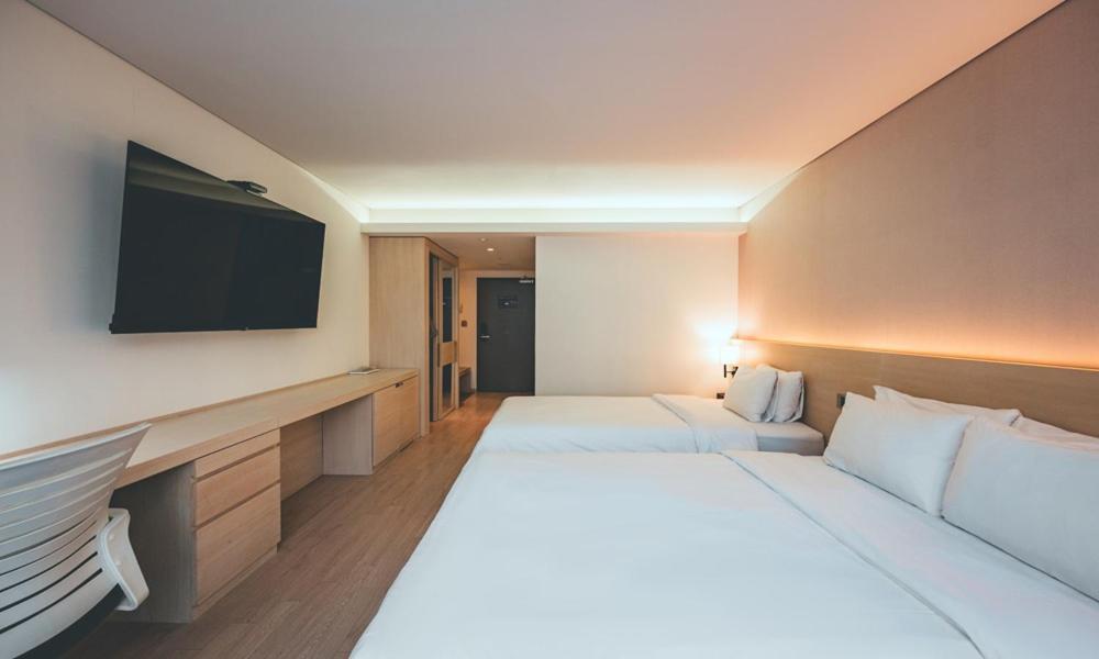 Wonju City Hotel Hyeoksin Eksteriør billede