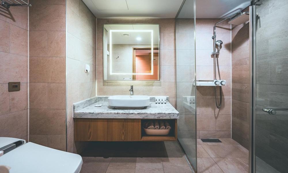 Wonju City Hotel Hyeoksin Eksteriør billede