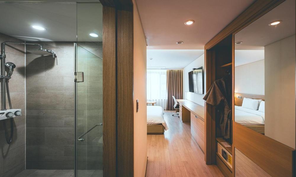 Wonju City Hotel Hyeoksin Eksteriør billede